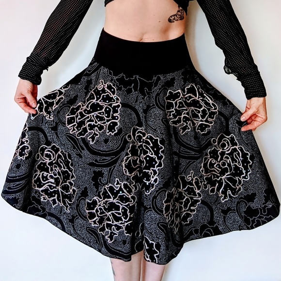 Anthro Hazel sequin embroidered midi skirt - Picture 2 of 6